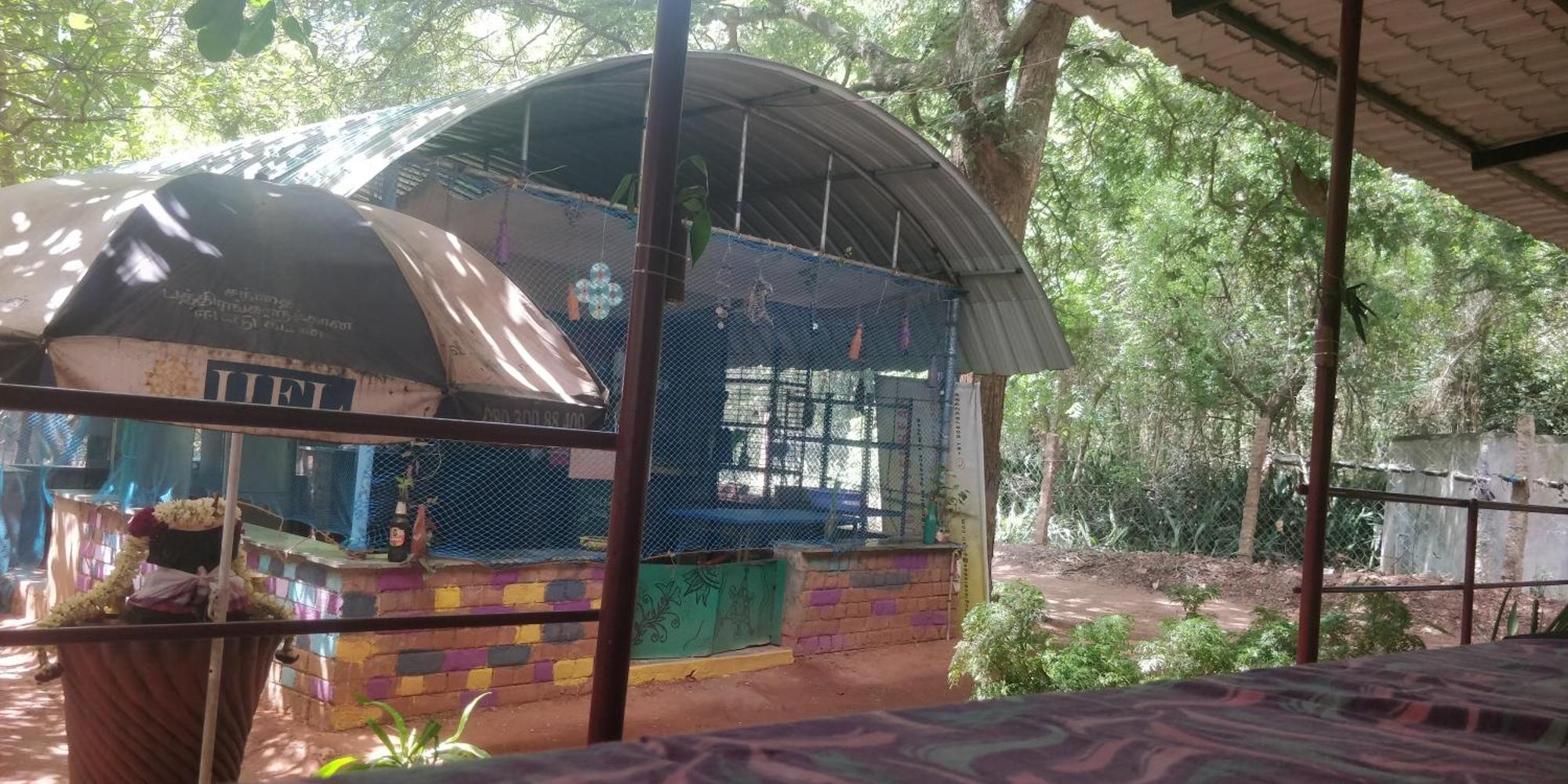 ホテル Travellers Crib オーロヴィル エクステリア 写真